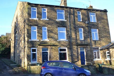 Idle, Idle BD10 3 bed end of terrace house for sale