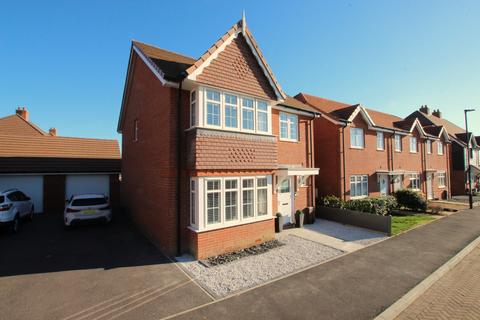 Kennett Way, Emsworth 4 bed detached house for sale