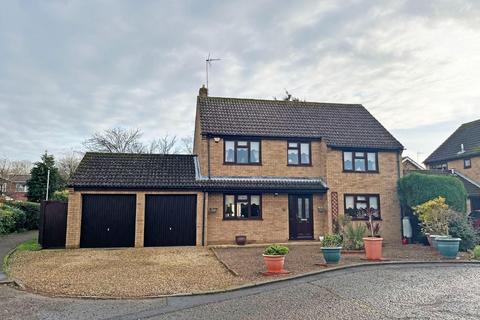 Stonebridge, Peterborough PE2 4 bed detached house for sale