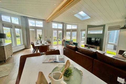 Oyster Bay Coastal and Country Retreat 3 bed park home for sale