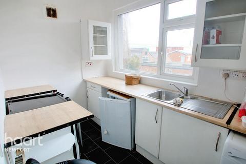 Commercial Road, Newport 2 bed apartment for sale