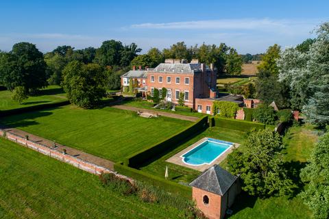 East Hertfordshire, Much Hadham SG10 14 bed house for sale