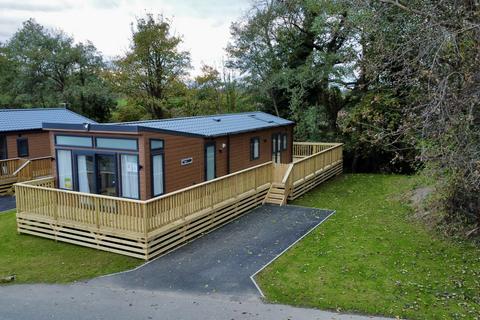 Northallerton, Yorkshire, DL6 2 bed lodge for sale
