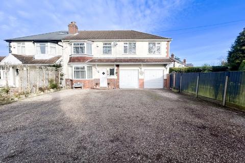 5 bedroom semi-detached house for sale