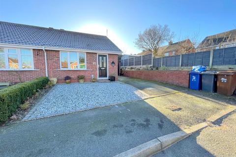 2 bedroom semi-detached bungalow for sale