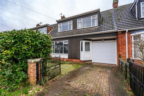 Fairway, Waltham, Grimsby... 2 bed terraced house for sale