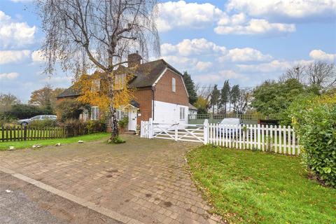 Church Road, Paddock Wood 2 bed semi