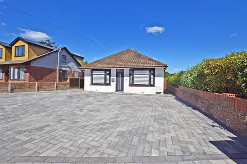 Wigmore Road, Rainham 3 bed detached bungalow for sale