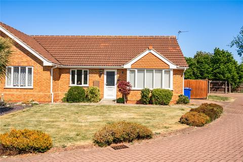 Emmanuel Court, Grimsby... 2 bed bungalow for sale