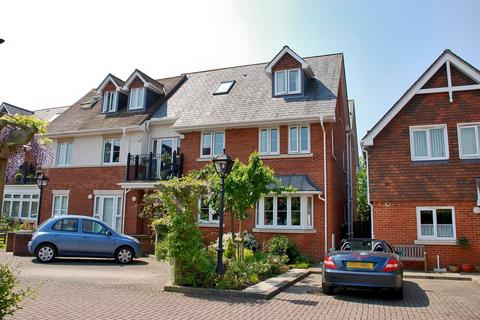 Brookley Road, Brockenhurst, SO42 1 bed ground floor flat for sale