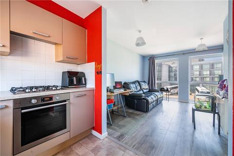 Lundy House, Drake Way, Reading 1 bed apartment for sale
