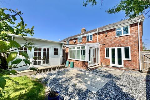 Pilley Hill, Pilley, Lymington... 4 bed semi