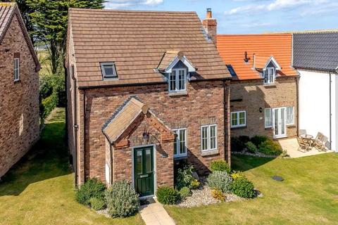 Seaford Avenue, The Bay, Filey 2 bed house for sale