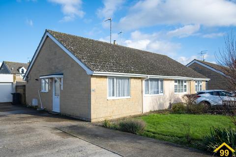 2 bedroom semi-detached bungalow for sale