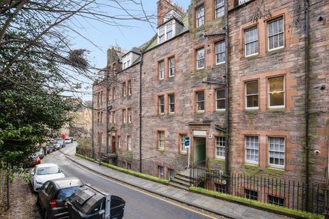 12 Dean Path Buildings, Dean Village... 2 bed flat for sale