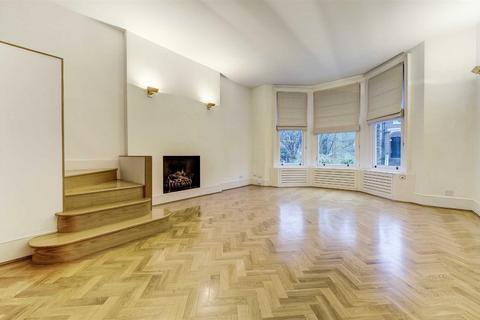 Elsworthy Terrace, Primrose Hill NW3 2 bed flat for sale