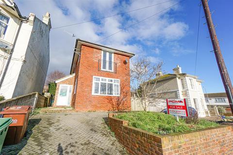 Alfred Road, Hastings 2 bed detached house for sale