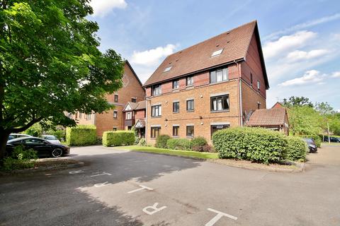 Tintagel Way, Woking, Surrey, GU22 Studio for sale