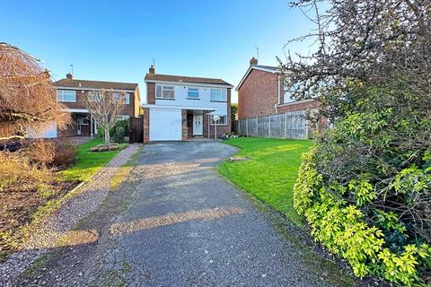 Chantry Heath Crescent, Knowle, B93 4 bed detached house for sale