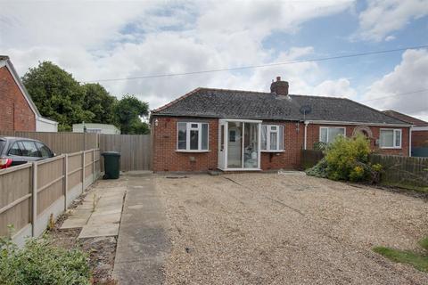 2 bedroom semi-detached bungalow for sale