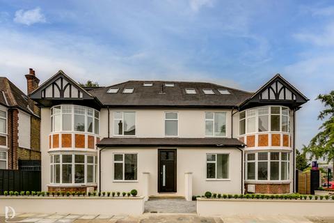 2 bedroom flat for sale