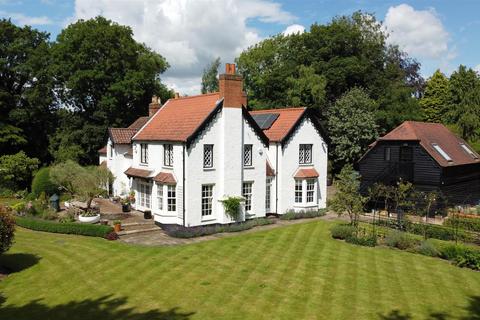 West Ella Road, West Ella 5 bed detached house for sale