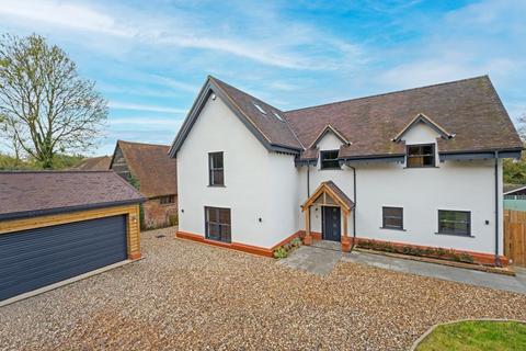 Town Lane, Stevenage SG2 6 bed detached house for sale