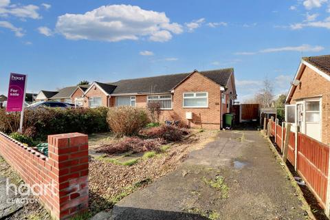 2 bedroom semi-detached bungalow for sale