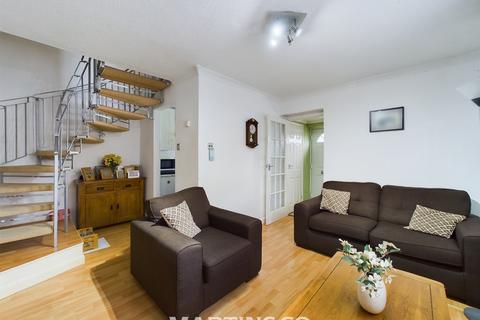 1 bedroom end of terrace house for sale