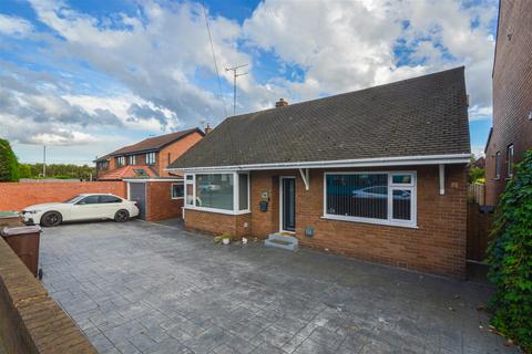 Church Road, Altofts WF6 4 bed detached bungalow for sale