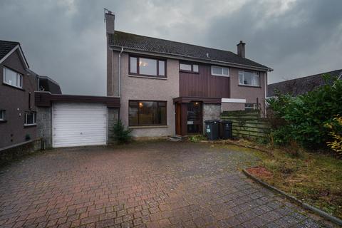 Monearn Gardens, Milltimber, Aberdeen 4 bed semi