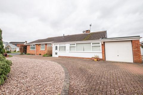 Hall Park Drive, Lytham St. Annes, FY8 2 bed detached bungalow for sale