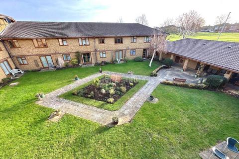 Outwood Common Road, Billericay CM11 1 bed retirement property for sale