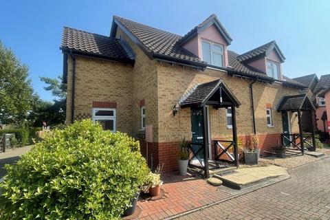 2 bedroom semi-detached house for sale