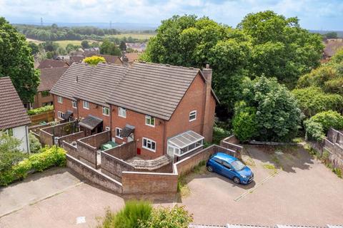 Greenfield Drive, Ridgewood 2 bed end of terrace house for sale