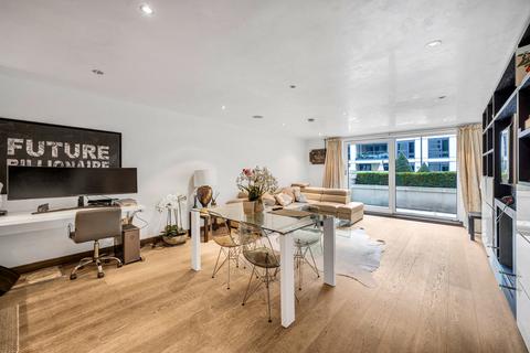 Dolphin House, Imperial Wharf. 2 bed flat for sale