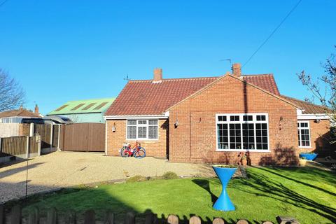 4 bedroom detached bungalow for sale