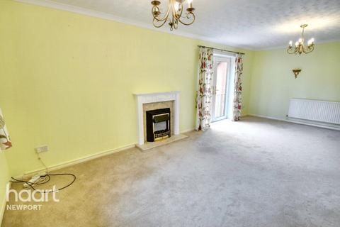 Kings Acre Fields Park Road, Newport 2 bed apartment for sale