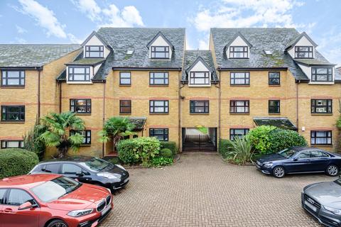 Albemarle Road, Beckenham 2 bed apartment for sale