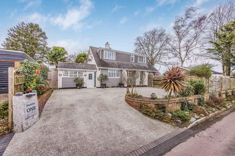 Woodgaston Lane, Hayling Island... 4 bed detached house for sale