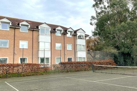 Penrhyn Avenue, Rhos On Sea, Colwyn Bay 2 bed retirement property for sale