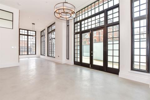 The Carriage House, Tunbridge Wells TN1 3 bed ground floor flat for sale