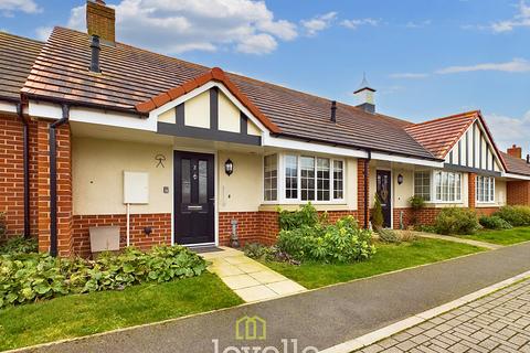 Hawthorne Road, Humberston DN36 1 bed terraced bungalow for sale