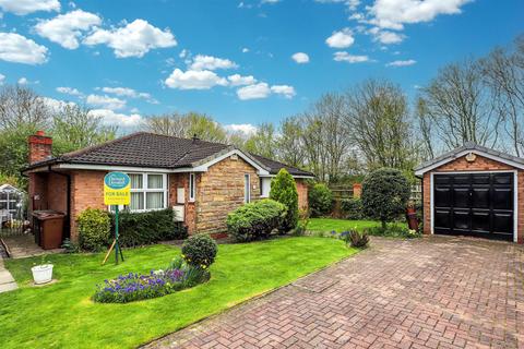 Kingsmead, Ossett WF5 3 bed detached bungalow for sale