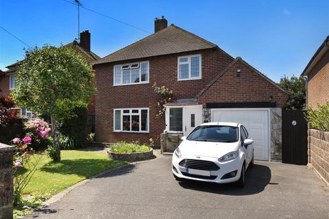 Harsfold Road, Rustington BN16 3 bed detached house for sale