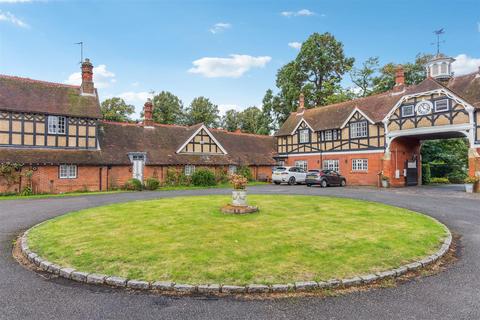 The Clock House, Watling Street... 3 bed terraced house for sale