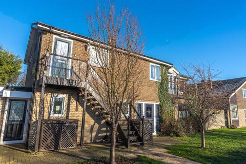 Spiggots Close, Longstanton, CB24 2 bed flat for sale