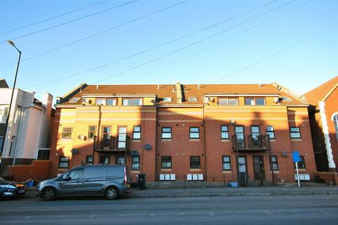 St. Johns Lane, Bedminster, Bristol 2 bed flat for sale