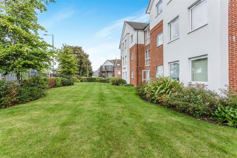 Victory Court, Beaconsfield Road... 1 bed apartment for sale