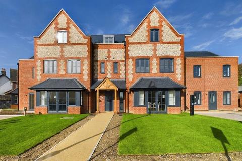 Sompting, Lancing, BN15 0AP 2 bed apartment for sale